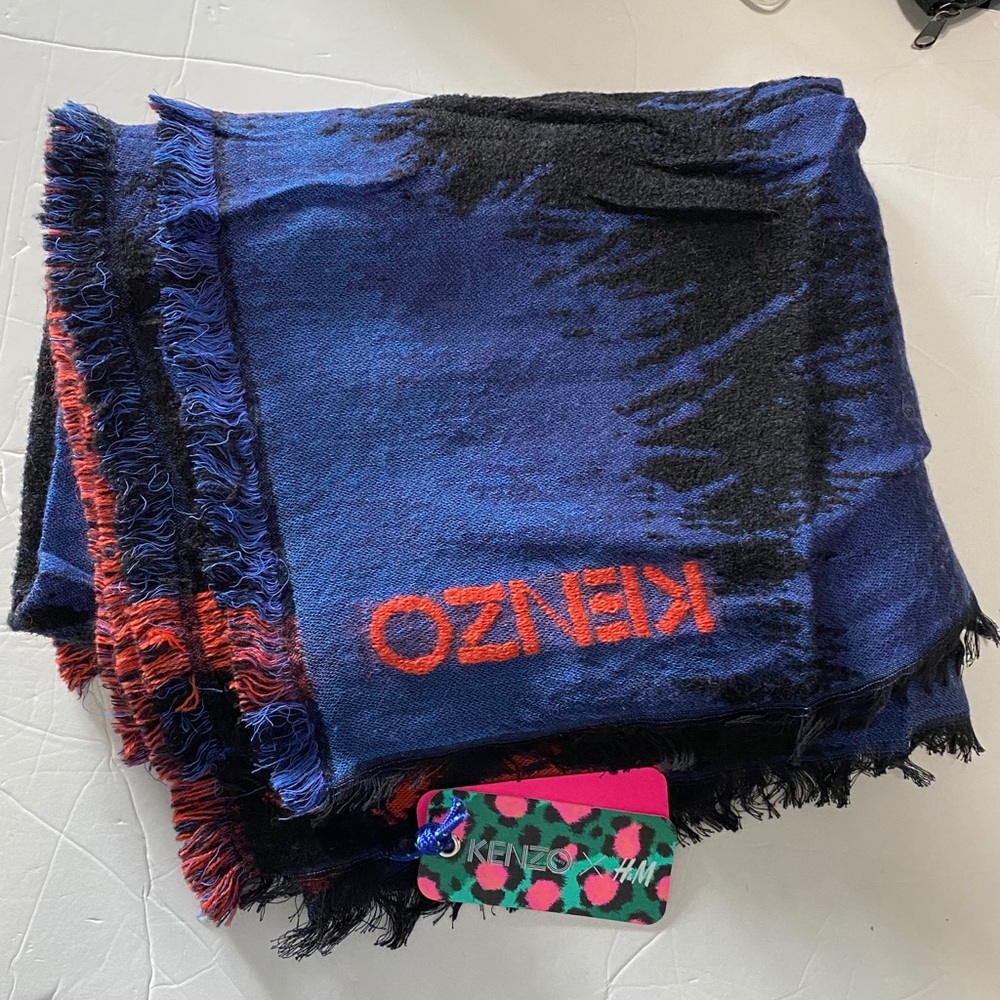 Kenzo X H&M Scarf